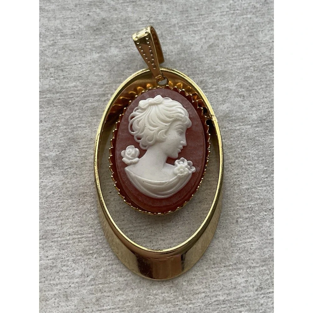 vintage gold-tone pendant white carved cameo profile Of Woman Estate Jewelry